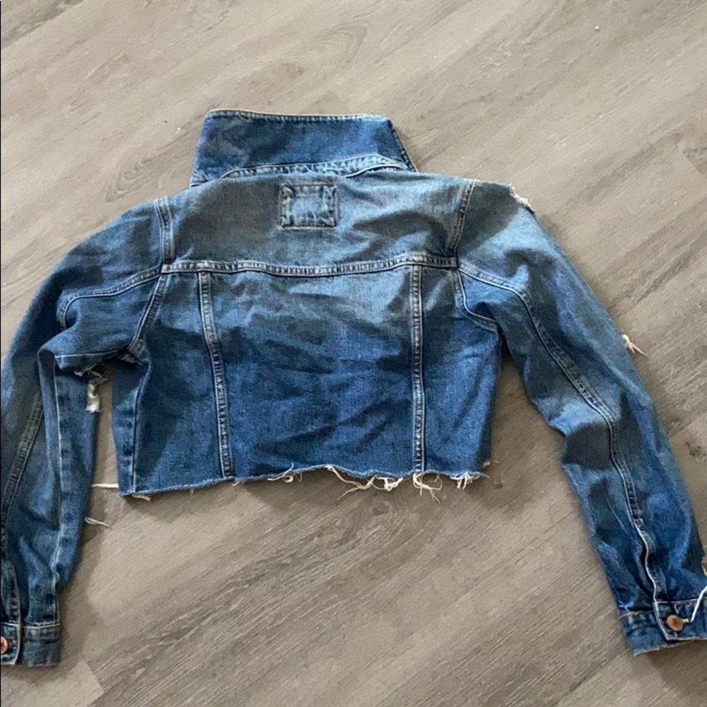 Jean Ripped Jacket - Picture 3 of 3